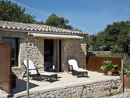 Hotel Cases De Son Barbassa & Restaurant 4*